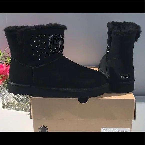 UGG Classic UGG Gem Mini Boots - Picture 8 of 9